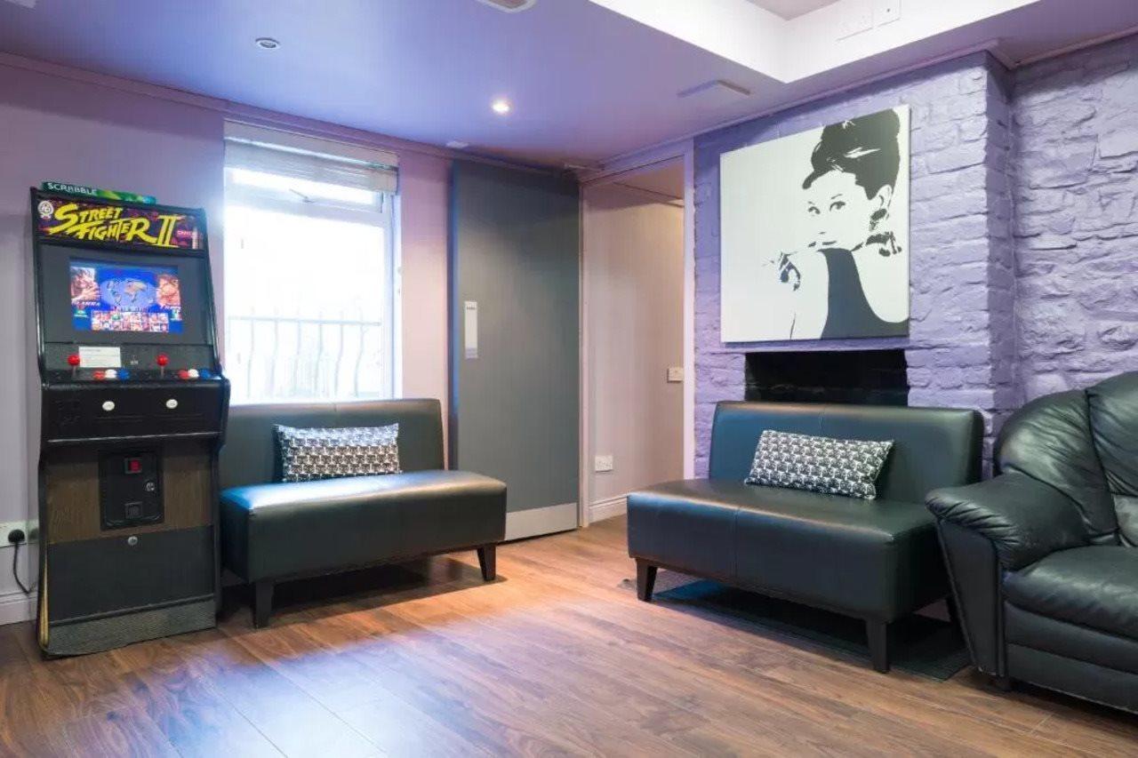 The Times Hostel - Camden Place Dublin Bagian luar foto